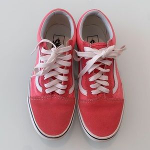Vans Old Skool Skate Shoe pink
